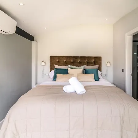 Vacation I Marbesa Beach, Pool, Direct Access To The Marbella