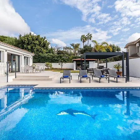 Villa Vacation I Marbesa Beach, Pool, Direct Access To The *